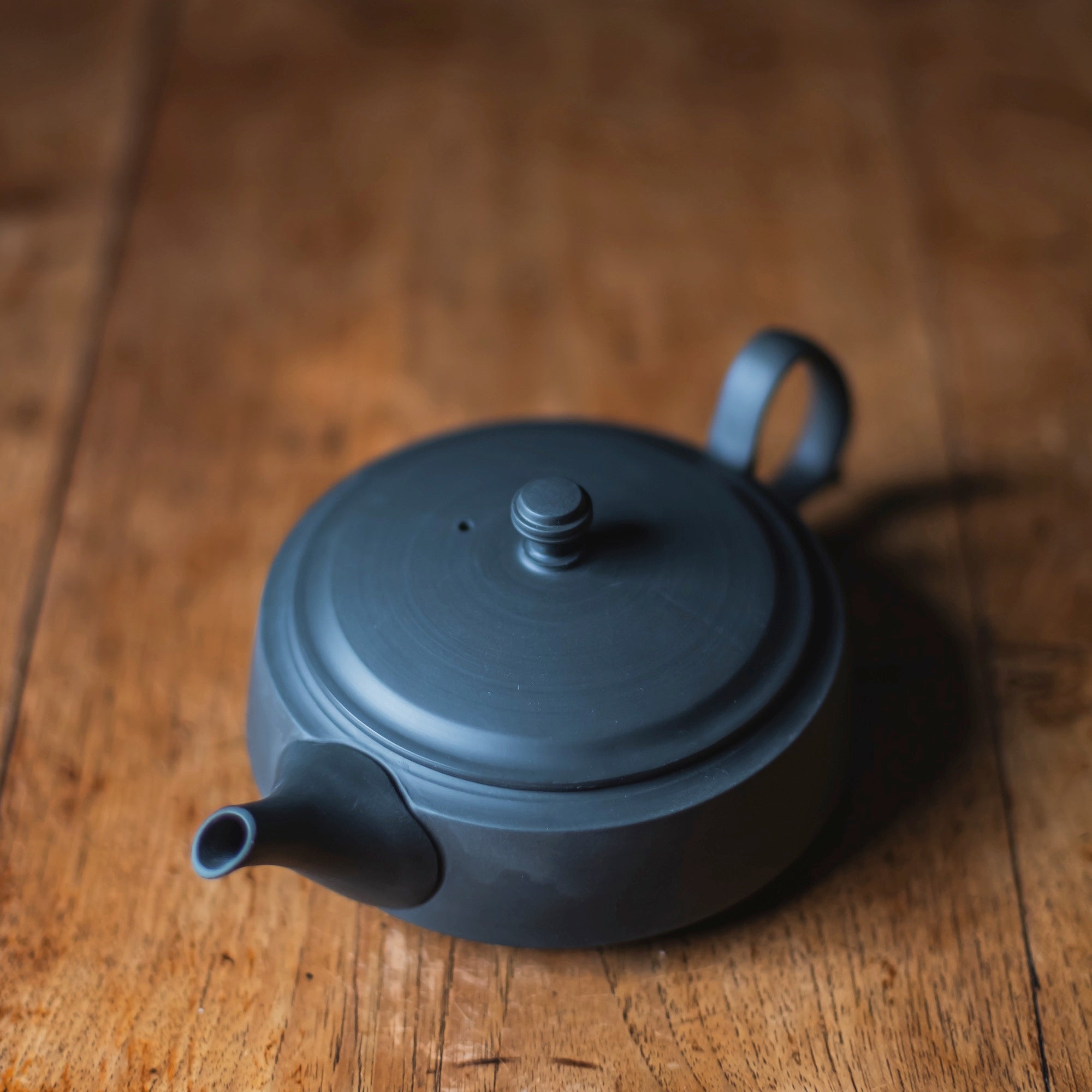 TAKASUKE Kuro Back-Handle Teapot #TK1