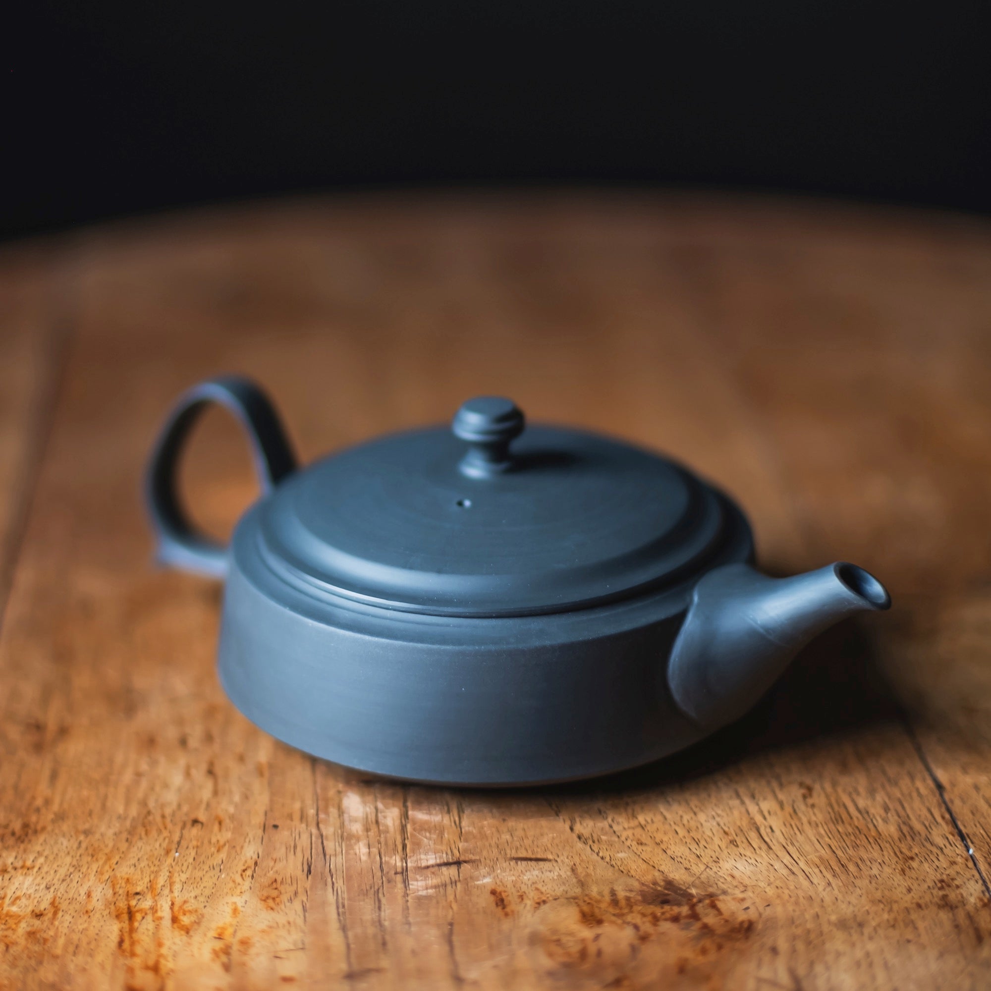 TAKASUKE Kuro Back-Handle Teapot #TK1 (view 3)