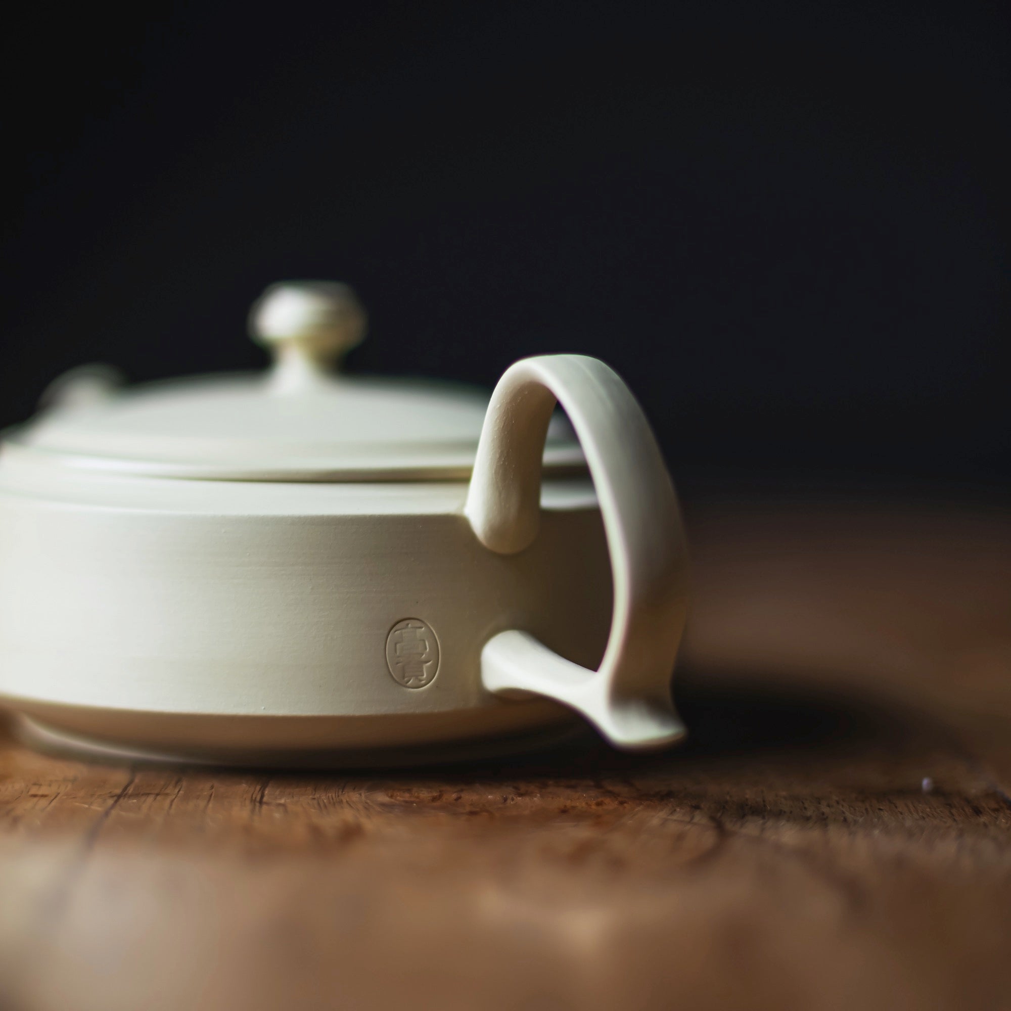 TAKASUKE Shiro Back-Handle Teapot #TS1 (view 4)