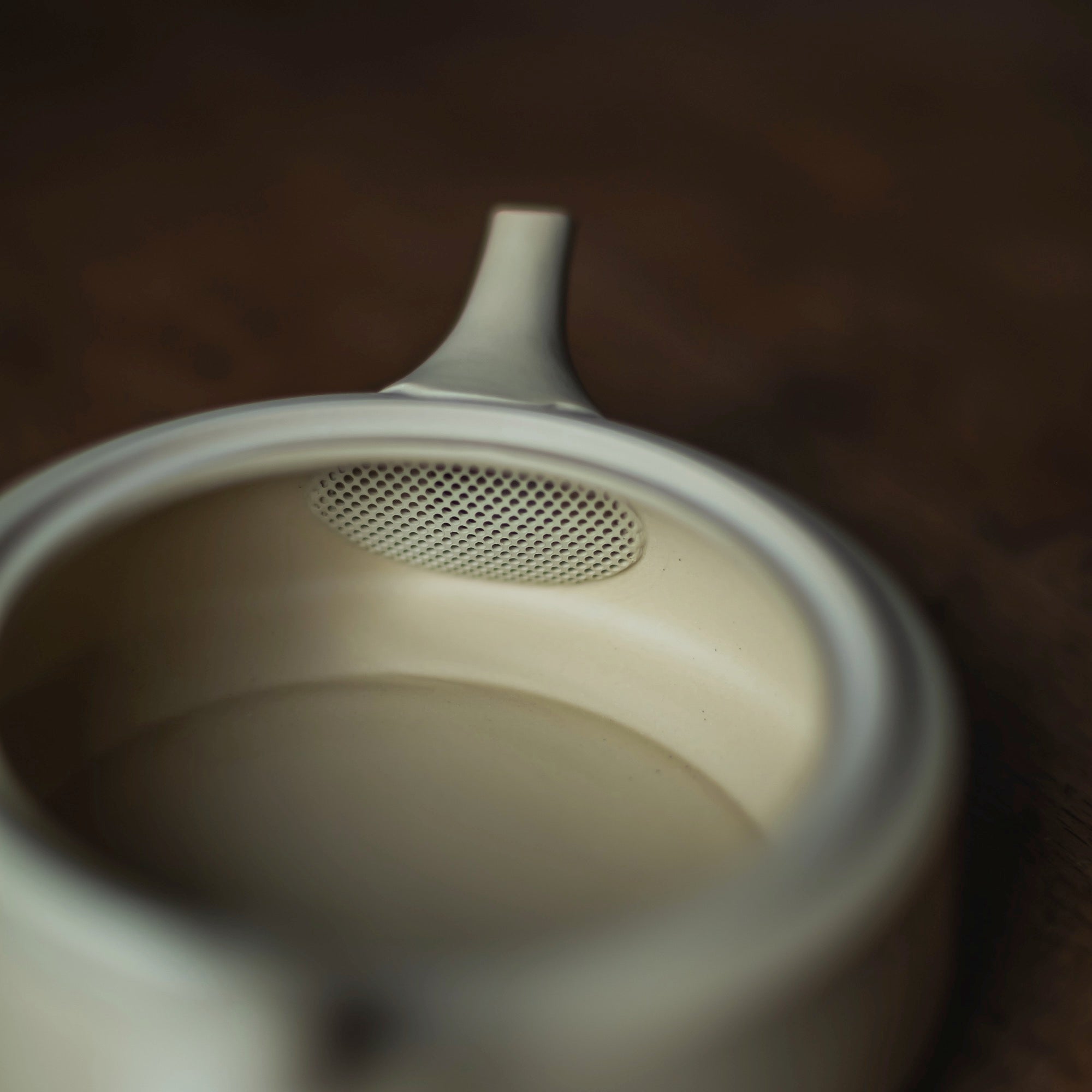 TAKASUKE Shiro Back-Handle Teapot #TS1 (view 7)
