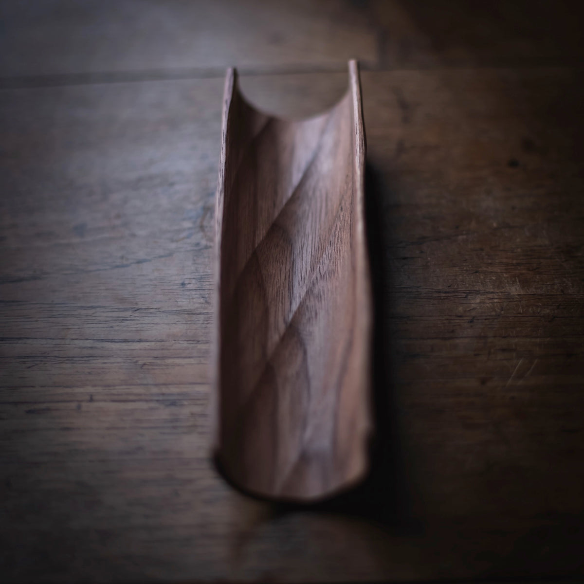 Walnut Scoop #601 (view 4)