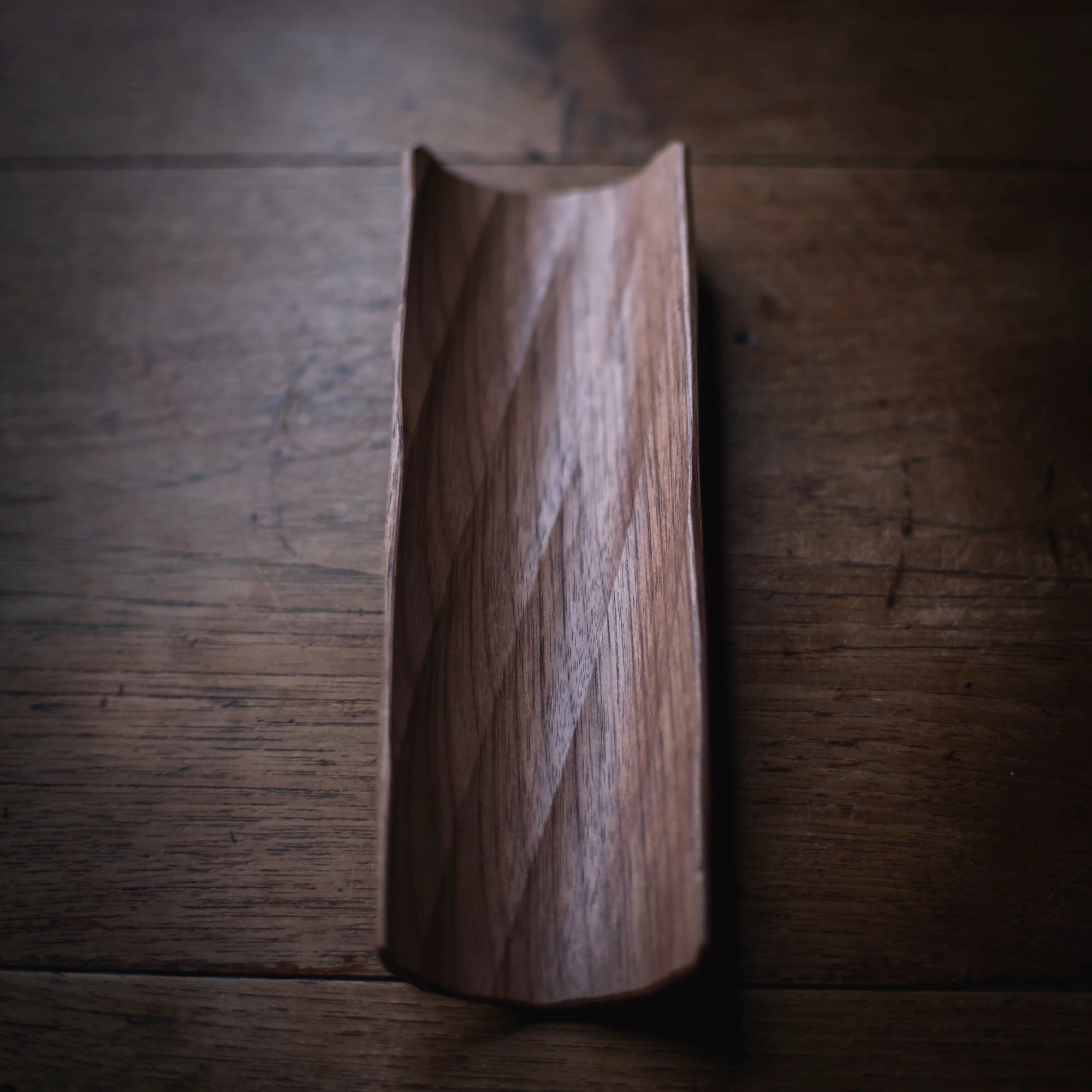 Walnut Scoop #604 (view 6)