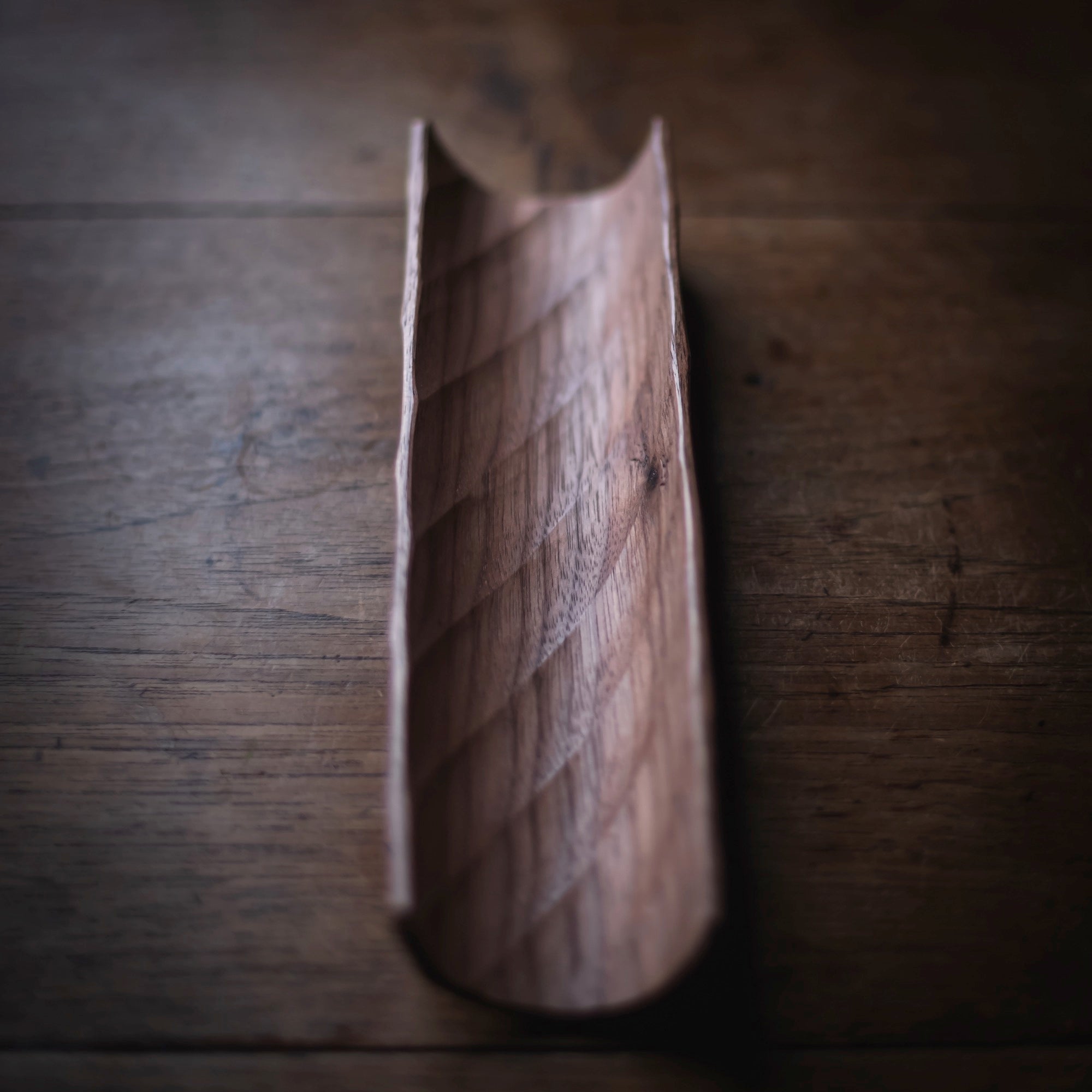 Walnut Scoop #609 (view 4)
