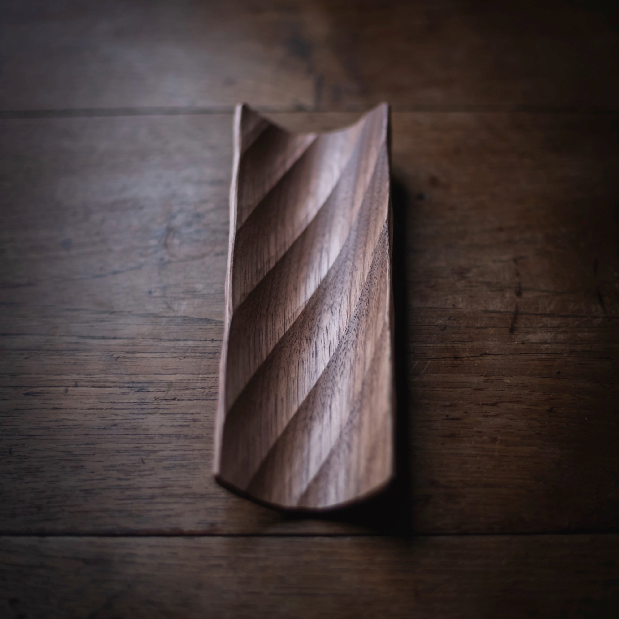 Walnut Scoop #610 (view 4)