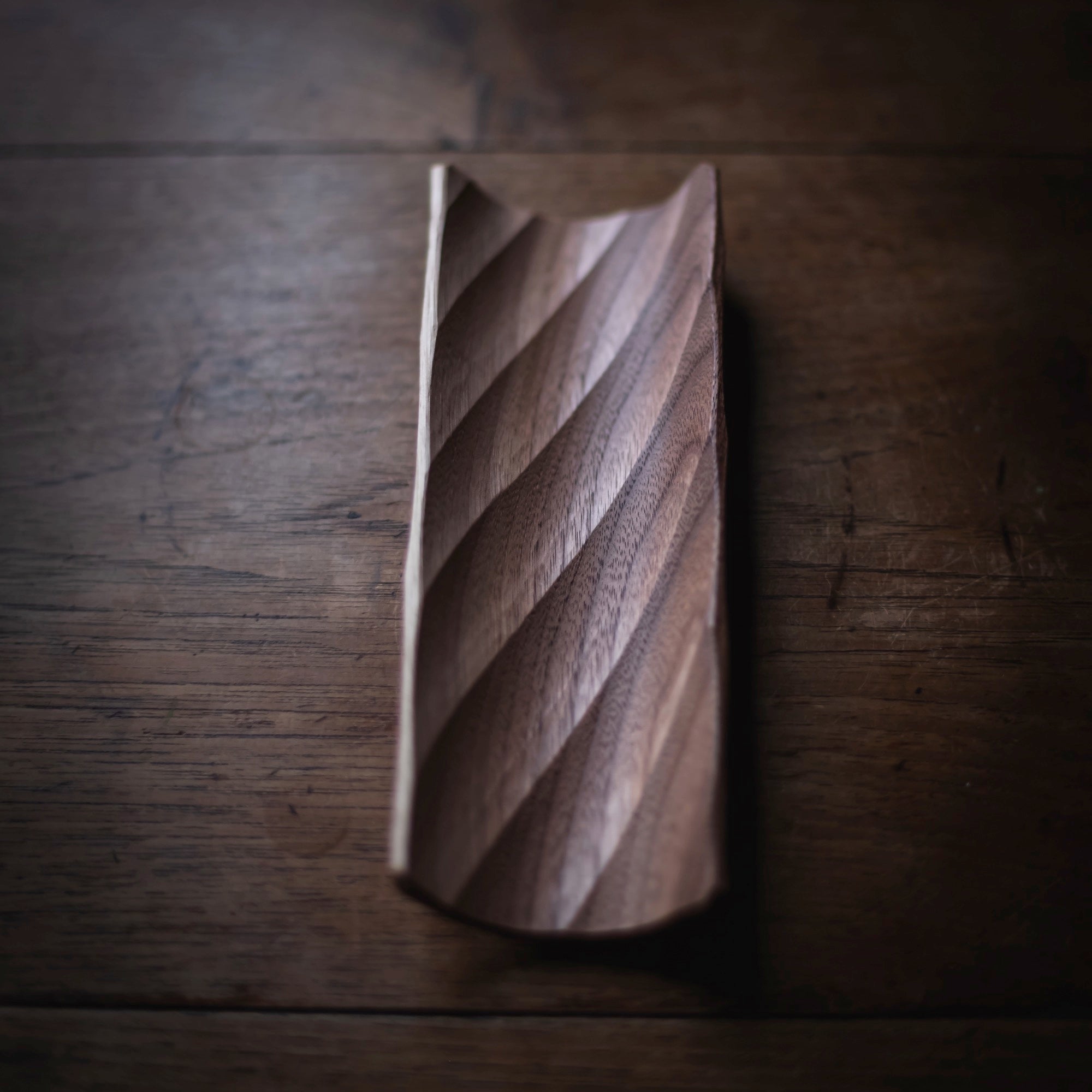 Walnut Scoop #612 (view 4)