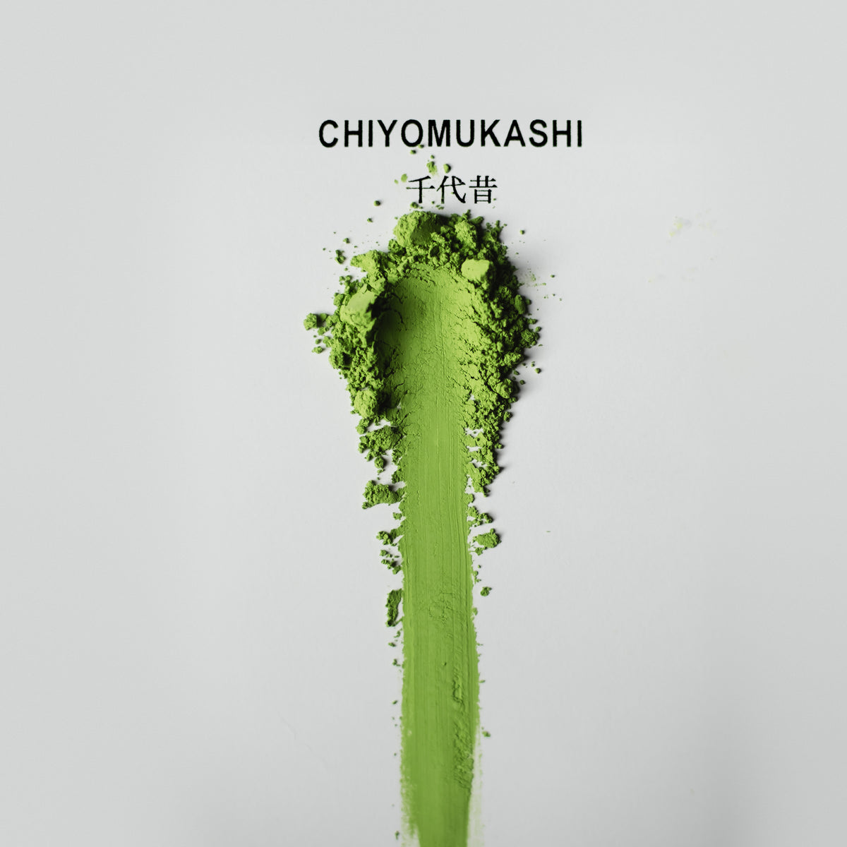 Chiyomukashi Matcha, powder brushed into a stripe on white paper