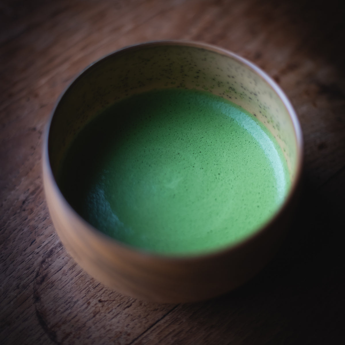 Chiyomukashi Matcha, finished usucha in the wood-glazed bowl