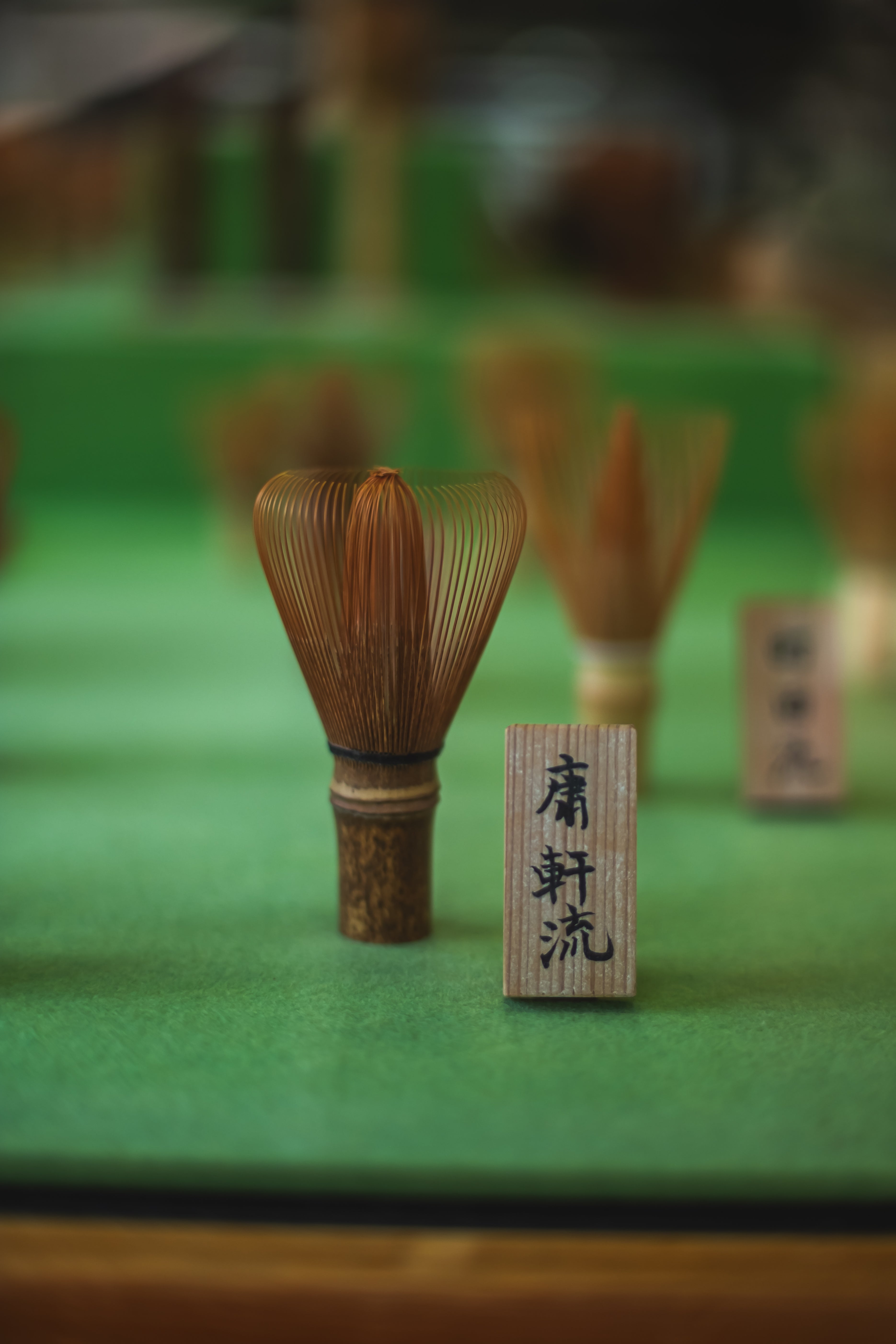 Matcha Besen — Chasen Sammlung in japanischem Teemuseum, UNEARTHED Gallery München