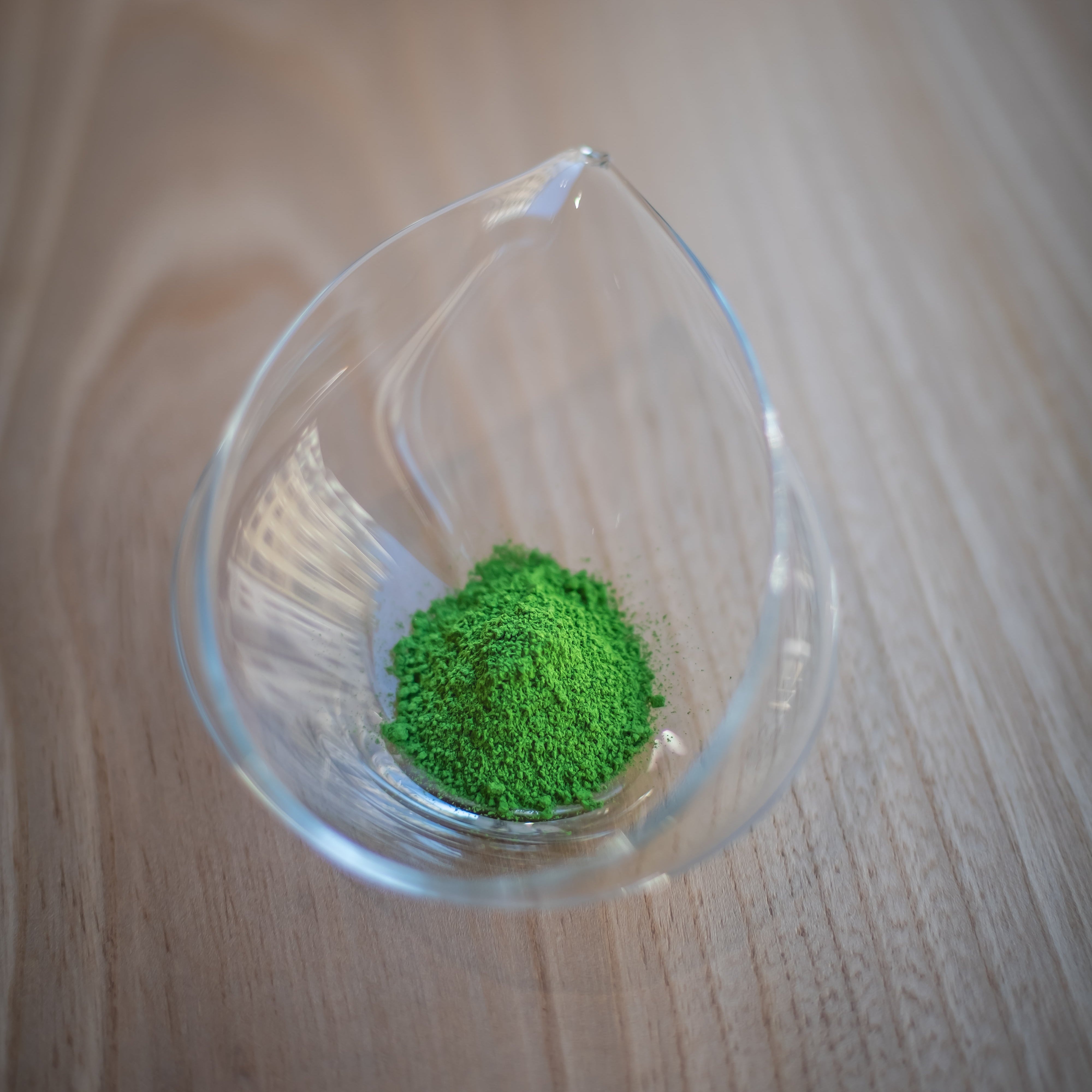Matcha Wirkung — L-Theanin und Inhaltsstoffe, UNEARTHED Gallery München