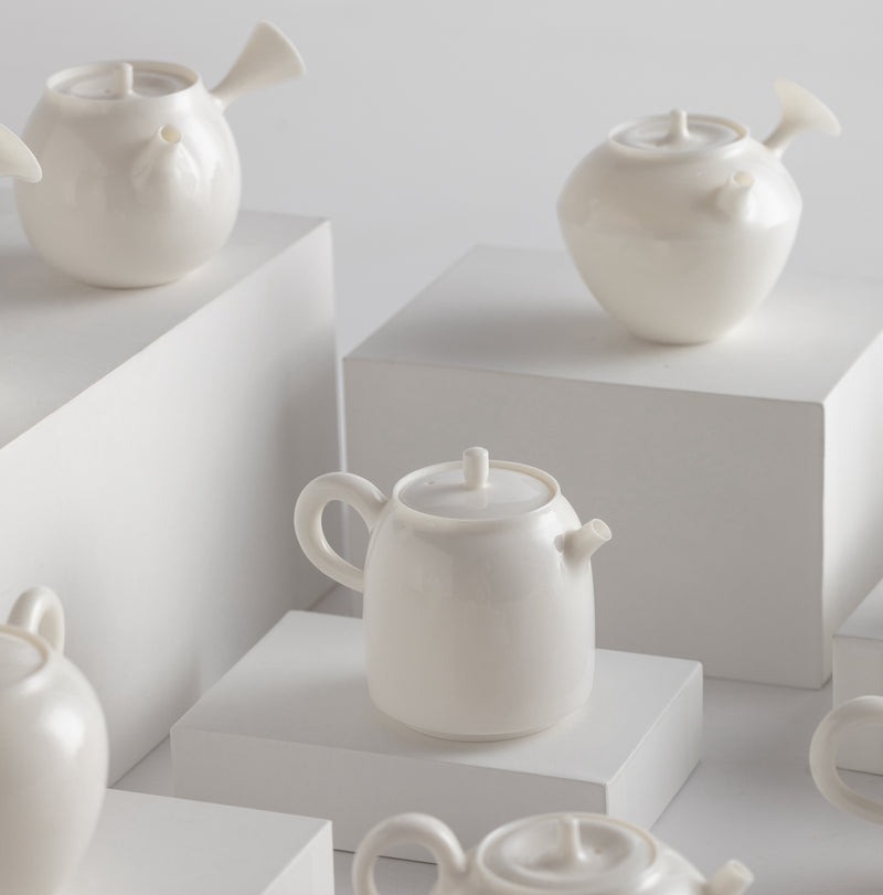 「Vessels without stories」