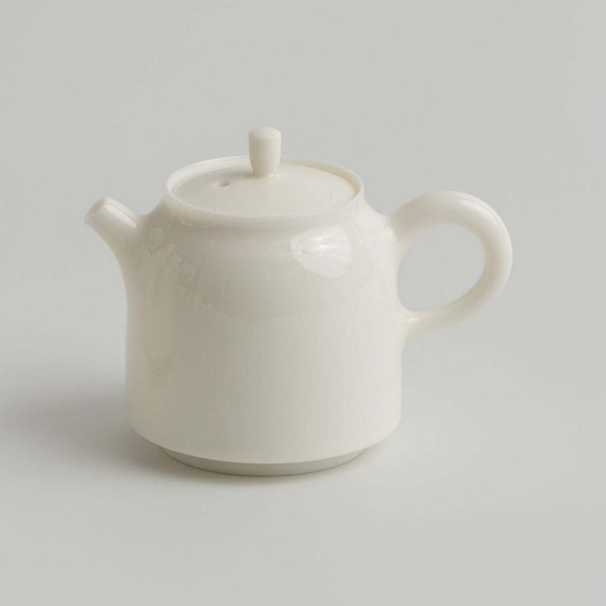 大明 Daming Teapot teapot, 50 ml mini, Buchangqi Studio, Dehua porcelain, UNEARTHED Gallery München
