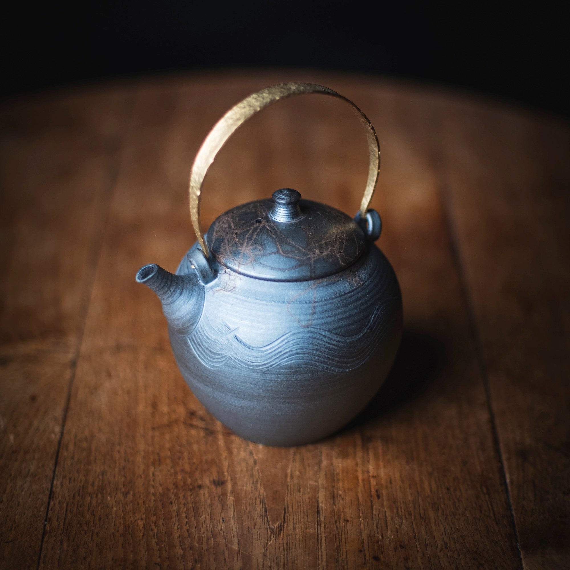 Back-handle Teapots – UNEARTHED gallery