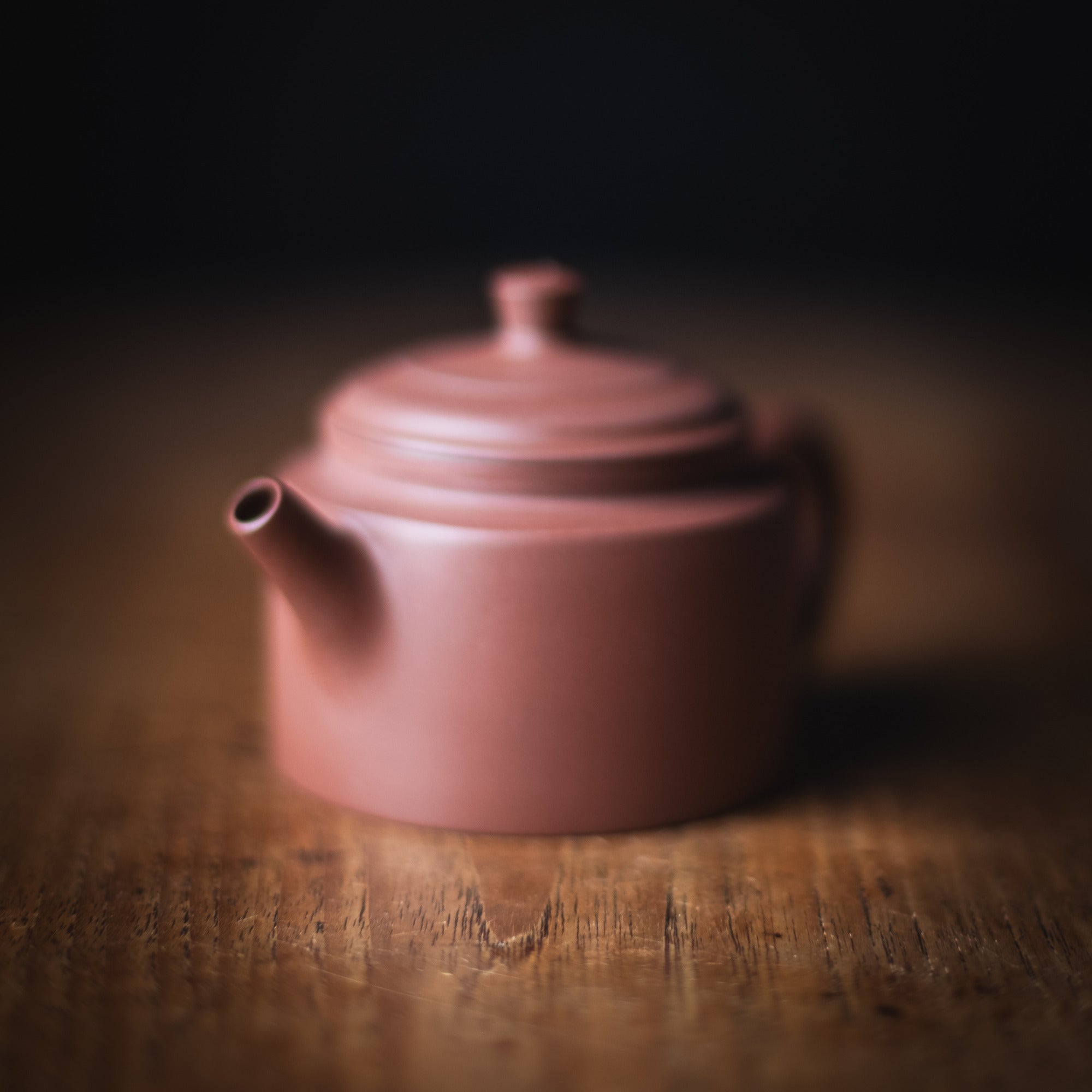 De Zhong 德钟壶 (ca. 120ml) – Back-Handle Teapot (view 3)
