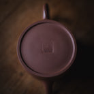 De Zhong 德钟壶 (ca. 120ml) – Back-Handle Teapot (view 13)