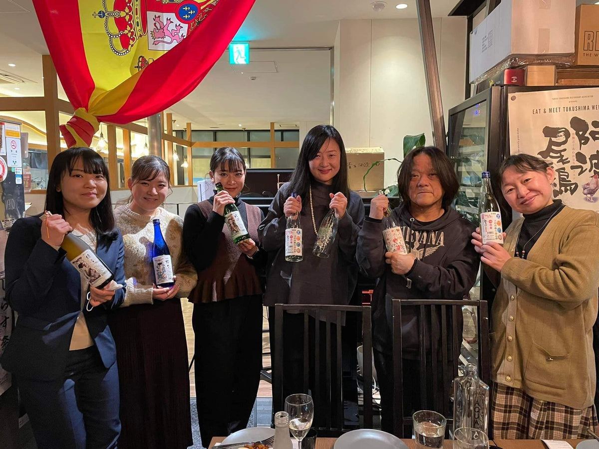 Sake-Verkostung mit der Brauerei Miyoshikiku